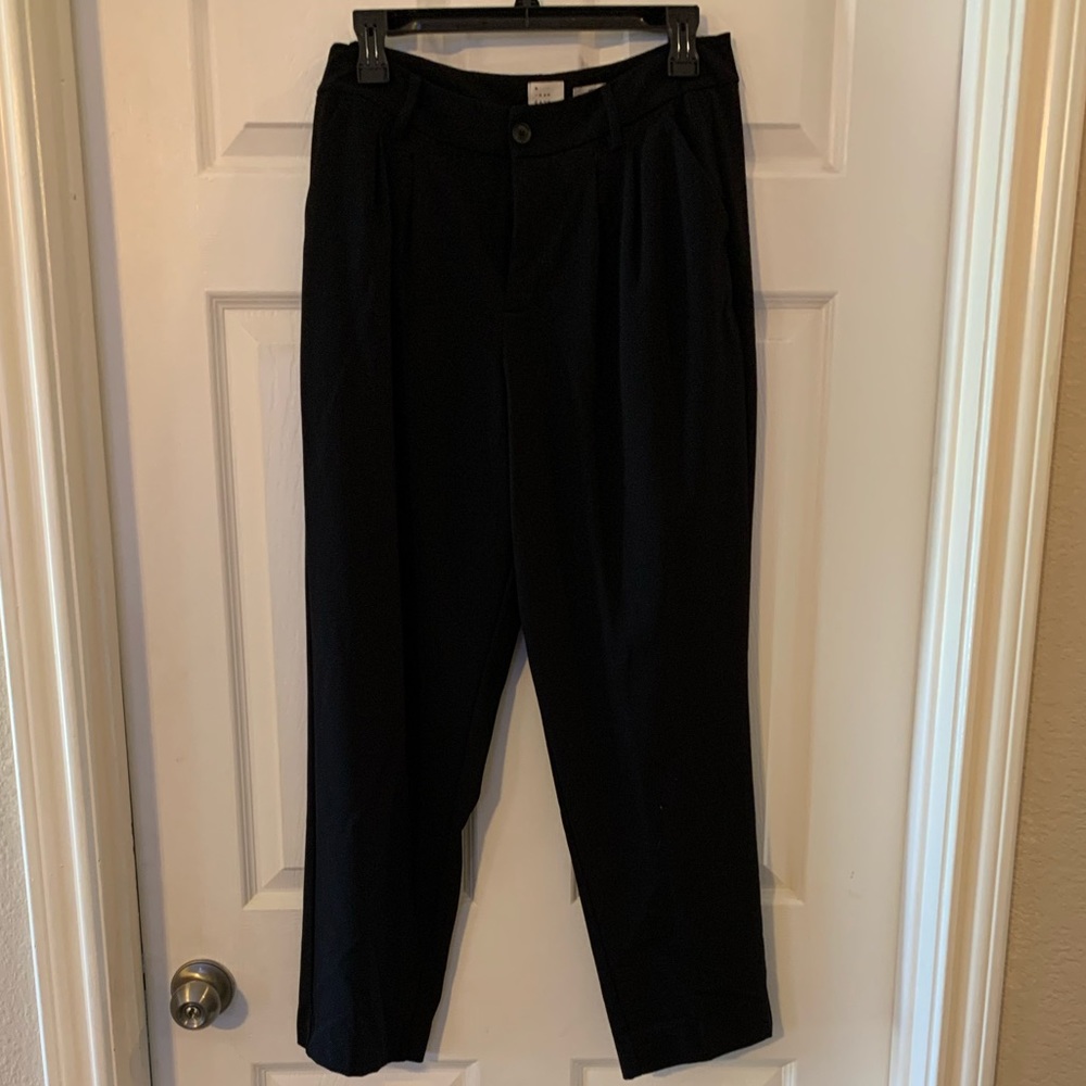 A New Day Pleated Suit Pants w/pockets!!!